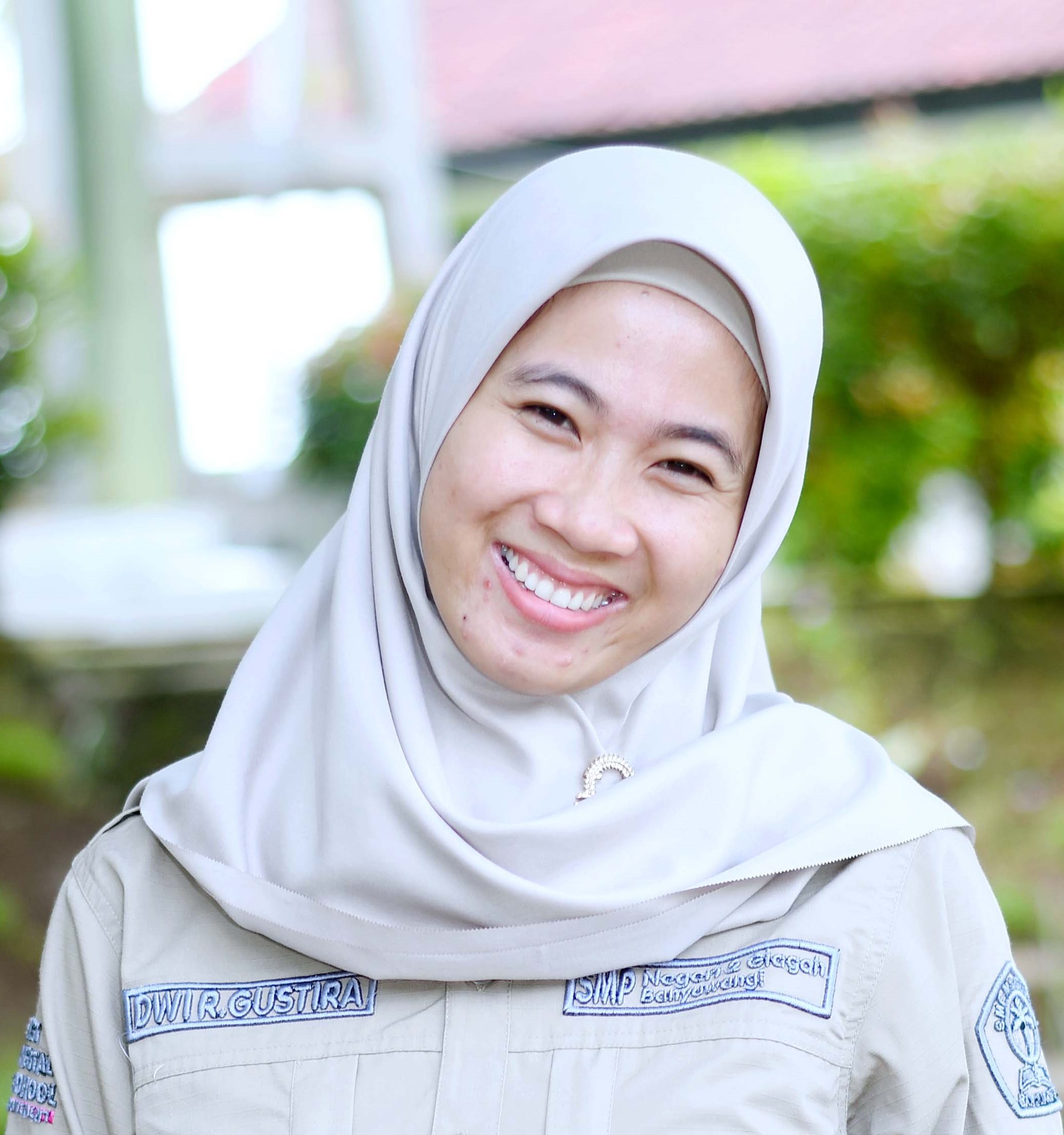 DWI RAHAYUNING GUSTIRA